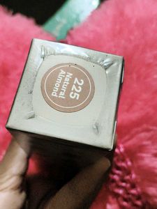 🆓 Delhivery Pilgrim Dream Matte Foundation