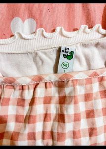 Newme Cute Gingham Crop Top
