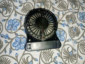 Portable Mini Rechargeable Cooling Fan