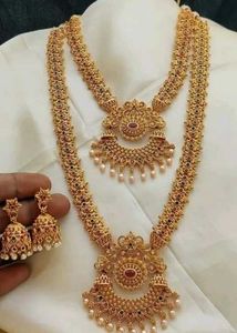 Elegant Gold-Plated Jewelry Set
