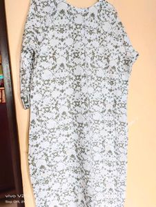 White &amp; Green Printed Kurti