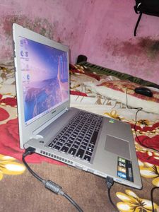Lenovo Core i7 Gaming Laptop