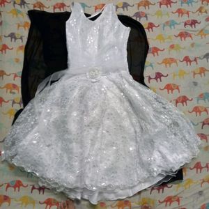 Gorgeous Snow White Sleeveless Frock Beautifully D