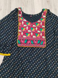 Vintage Embroidered Cotton Kurti
