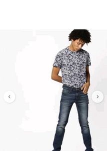 Stonewashesd Pepe Jeans With Distress Details