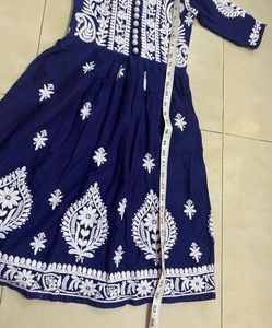 Kids Embroidry Kurti ( 6-7 Yrs)