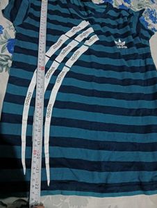 Adidas tshirt 32,34 size in