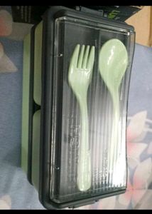 Lunch Box with Utensils Green /Orange