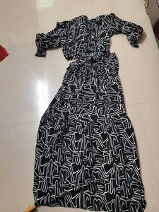 Black Flowy Dress With A Nice Cutout