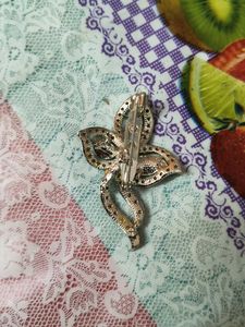 Set of 3 Vintage Brooches new premium quality