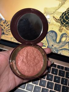 Charlotte Tilbury Cheek to Chic in Walk Of No Sham