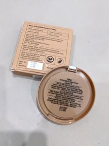 Nykaa 12hr Oil Control Compact SPF 15 PA++