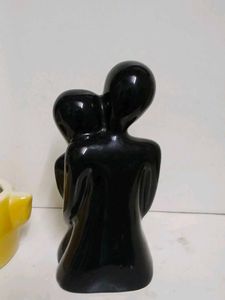 Black Abstract Lovers Sculpture