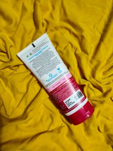 Mama Earth Beetroot Face Wash