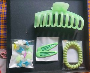 Hair Accessory Gift 🎁 Hamper For Your Sister