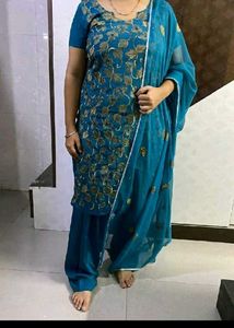 Embroidered Kurta Set