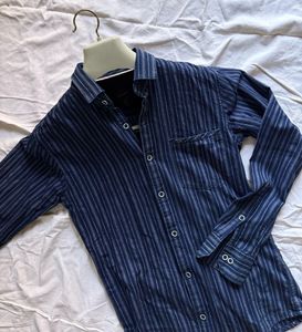 Blue Pinstripe Shirt – Brand: Denim Club