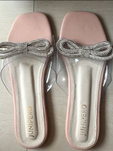 Brand New - Cute Pink Bow Flats