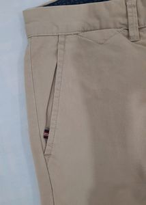 MEN&#39;S CHINOS