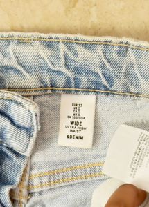 Ripped Wide Leg Jeans