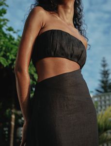 Chic Cutout Midi Dress