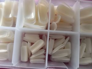 Fake Nails Very Good Condition
