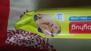 BABY HUG WIPES 2 Packet
