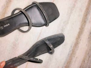 Max Shiny And black flats ( Foot wear)