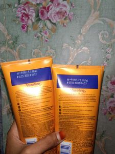 Vaseline Gluta Hya Sunscreen Combo