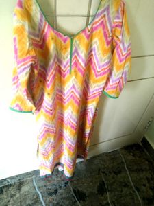 Multicolour 3/4th Sleeves Top