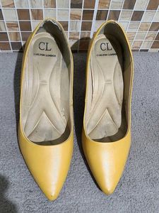 Carlton London Yellow Pointed Toe Heels