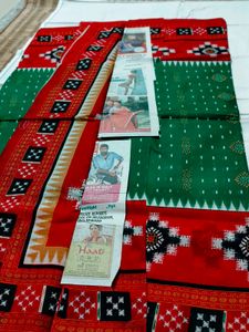 Green &amp; Red Patterned Saree