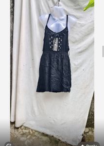 Black Dress M