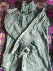 Stylish Green Patterned Shirt m size best shir