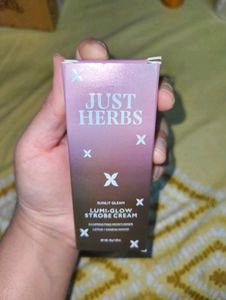 Just Herbs Lumi-Glow Strobe Cream✨