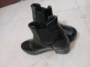 Stylish Black Boots