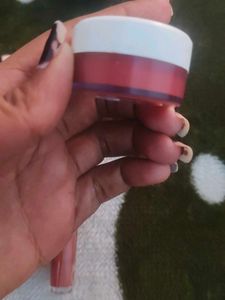 Makeup Bundle: Mascara &amp; Lip Gloss and blush