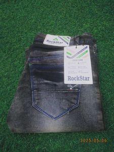 Stylish Black Wash Jeans