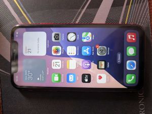 Red iPhone XR - 128GB