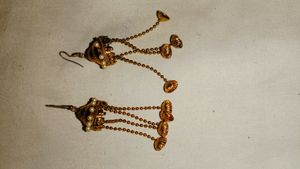 Earings..Jhumka Gold Coloured And Free Small Girls Bracelet