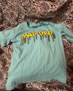 2 T Shirt