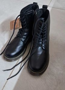 Black Fausto Boots