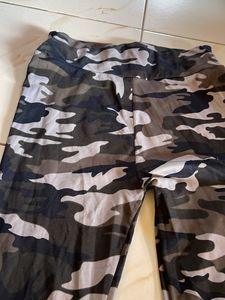 Camo Print jeggings