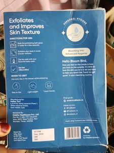 Bloom Exfoliating Bath Glove