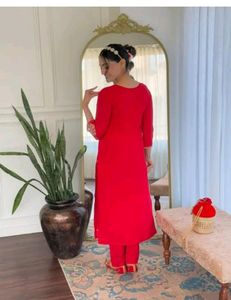 New/Unused Embroidered Kurta With Pant Dupatta