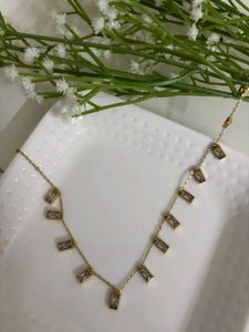 The Baguette chain anti tarnish