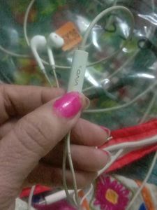 Earbuds