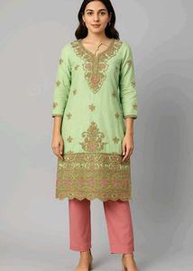 Elegant Green Embroidered Kurta