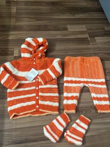 🆕Woollen Hoodie Pant Booties Set