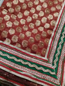 Beautiful Saree😍